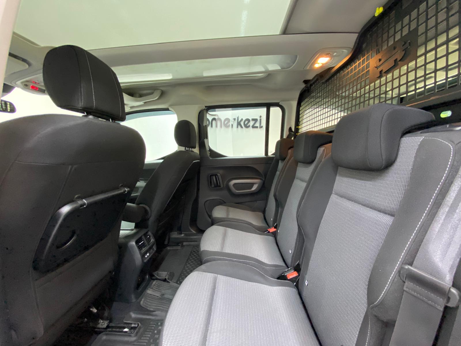 TOYOTA PROACE 16